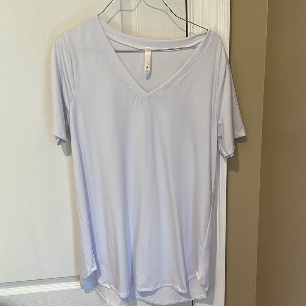 New E.C. Super soft white shirt sleeve top